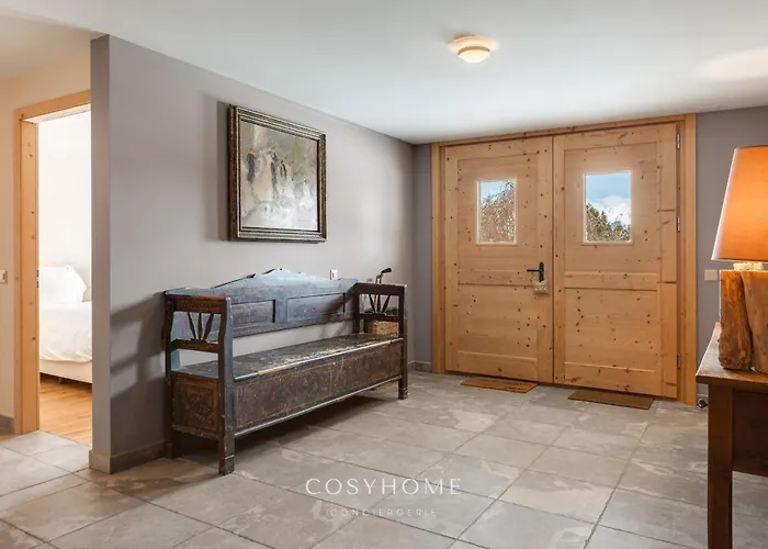 Chalet Le Marmotte - Family - By Cosyhome *